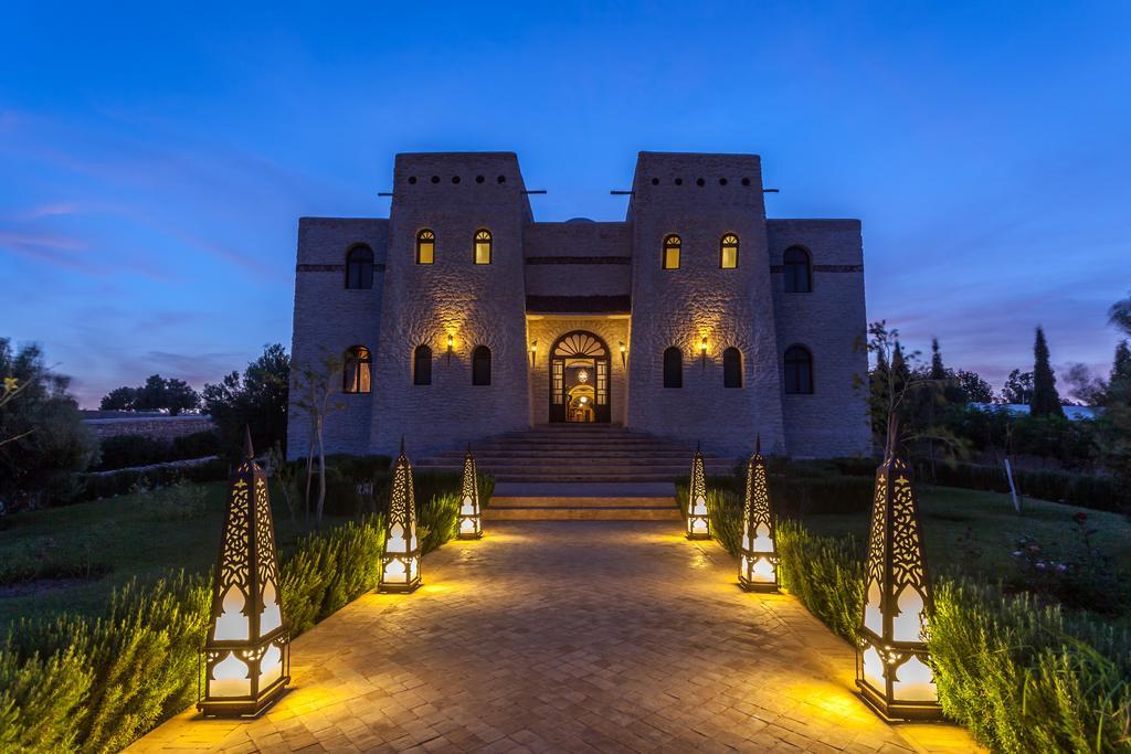 Riad Dharma Bou Mkila Екстериор снимка