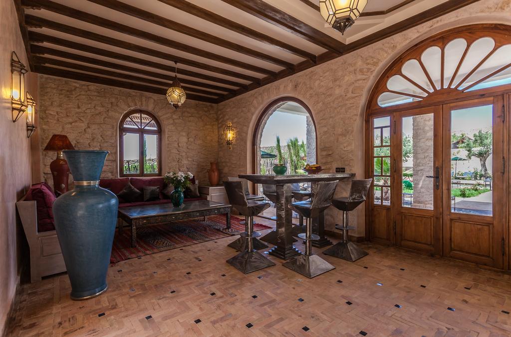 Riad Dharma Bou Mkila Екстериор снимка